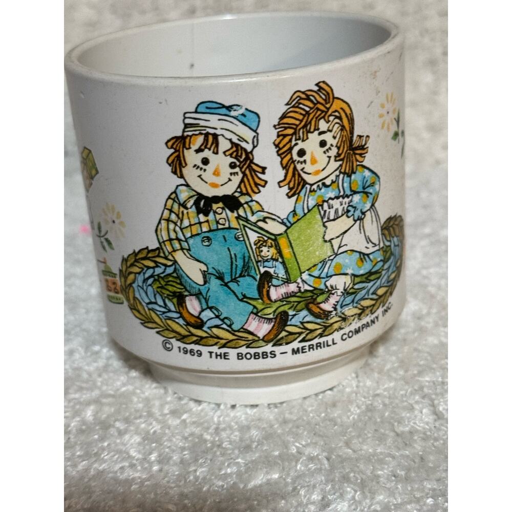 Vintage 1969 Raggedy Ann and Andy Cup Bobbs-Merrill Company Oneida-ware